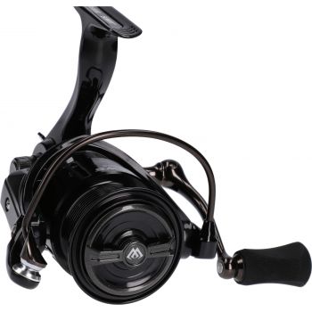 KOŁOWROTEK MIKADO JAWS 3008 FD SPINNING